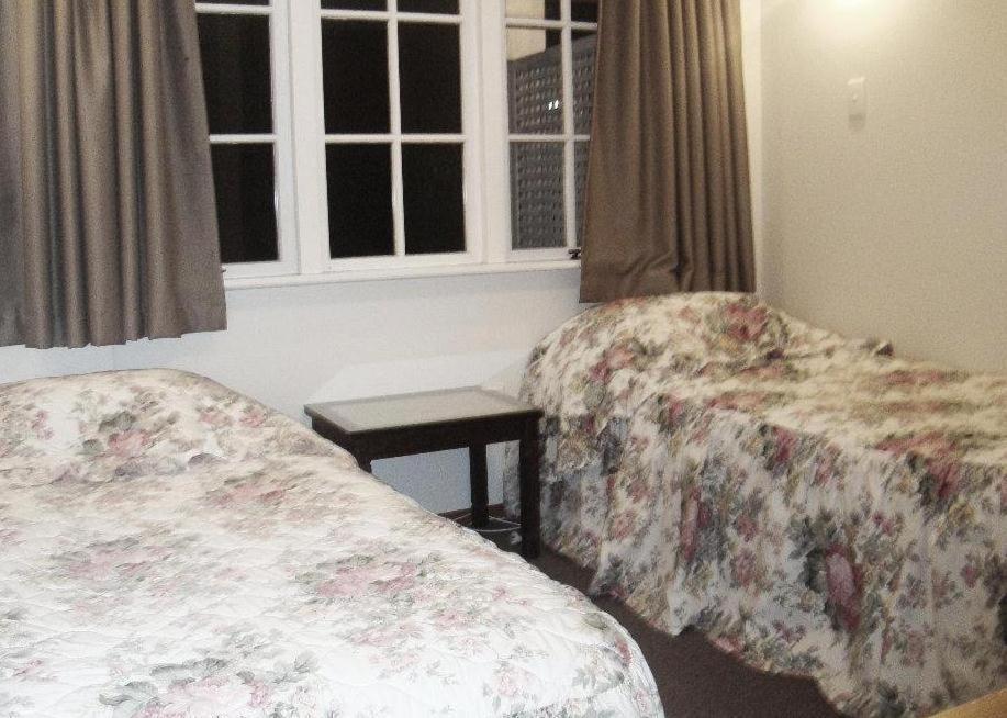 Browns Bay Olive Tree Motel & Apartment Okura Bush Zimmer foto