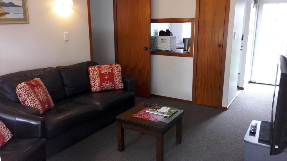 Browns Bay Olive Tree Motel & Apartment Okura Bush Exterior foto